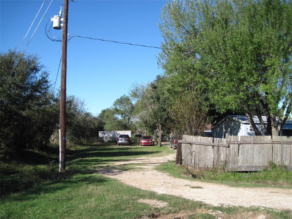 5941 Noel Lane, Katy, Texas image 3