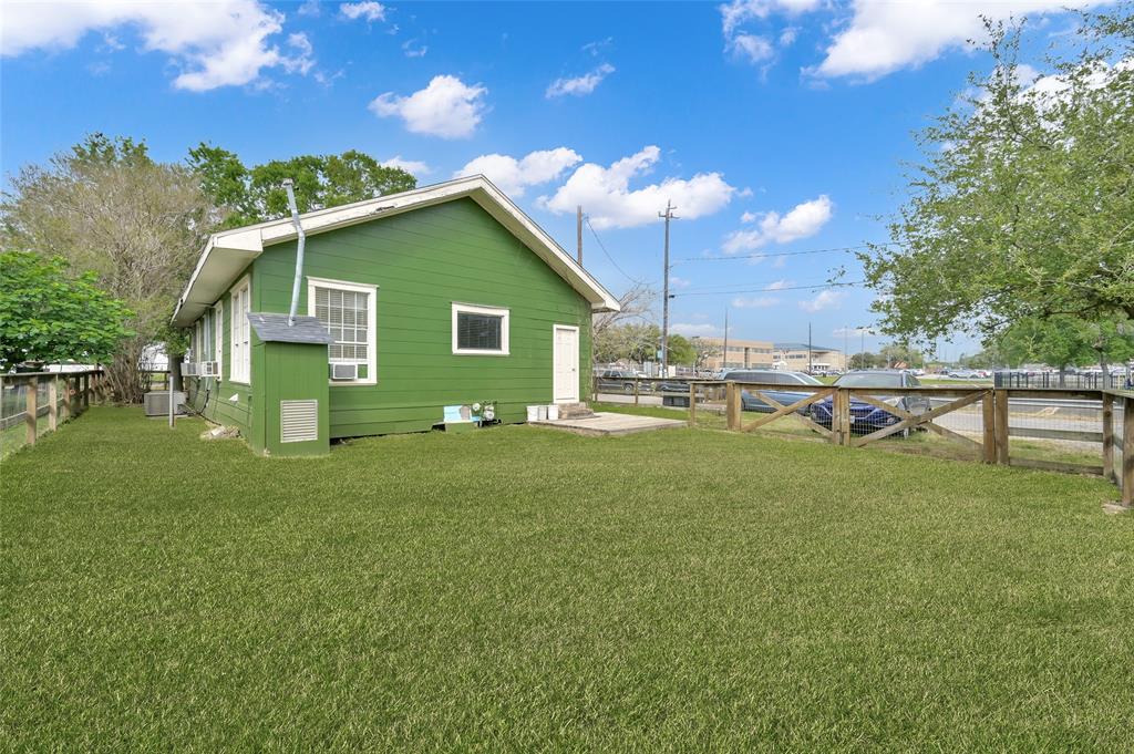809 Keene Street, Universal City, Texas image 29