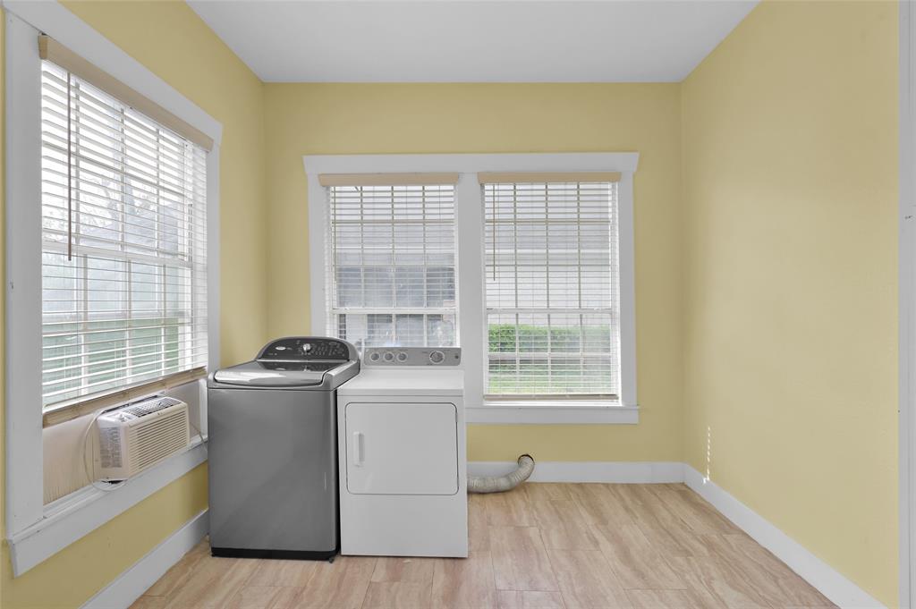 809 Keene Street, Universal City, Texas image 18