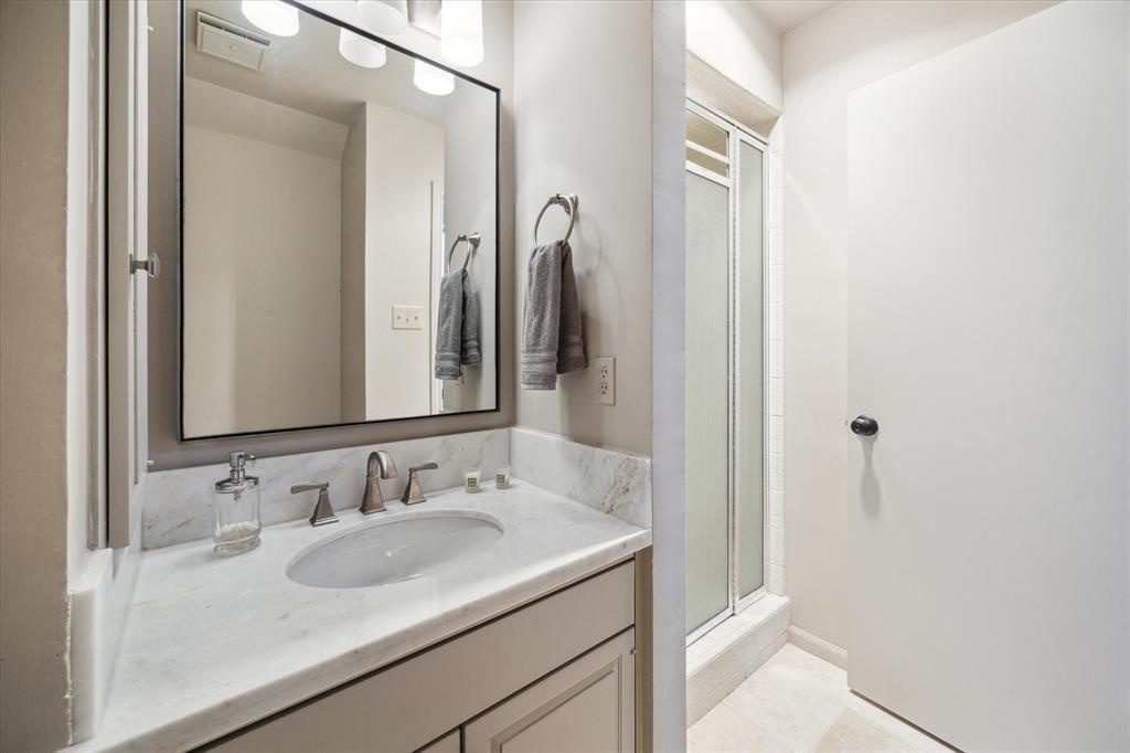 5849 Lynbrook Drive #87, Houston, Texas image 13