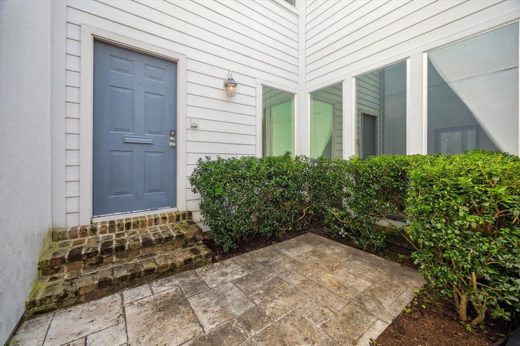 5849 Lynbrook Drive #87, Houston, Texas image 3