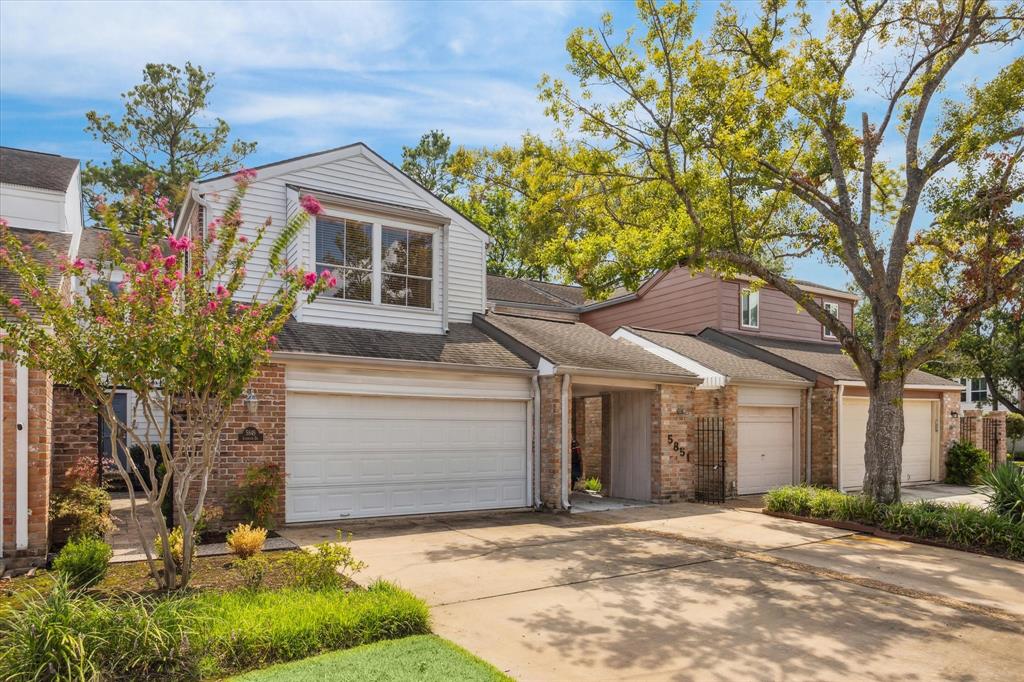 5849 Lynbrook Drive #87, Houston, Texas image 1