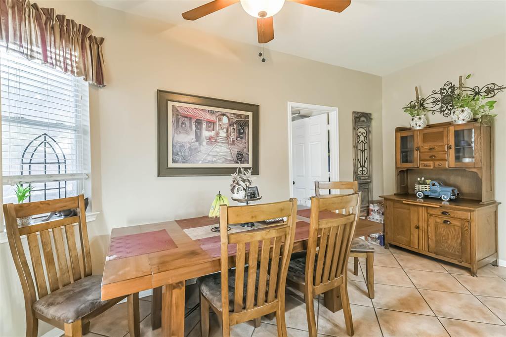 10924 Thornwood Drive, La Porte, Texas image 21