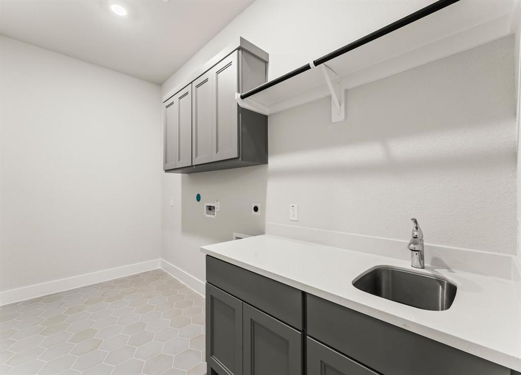 32506 Ebony Jewelwing Court, Fulshear, Texas image 19