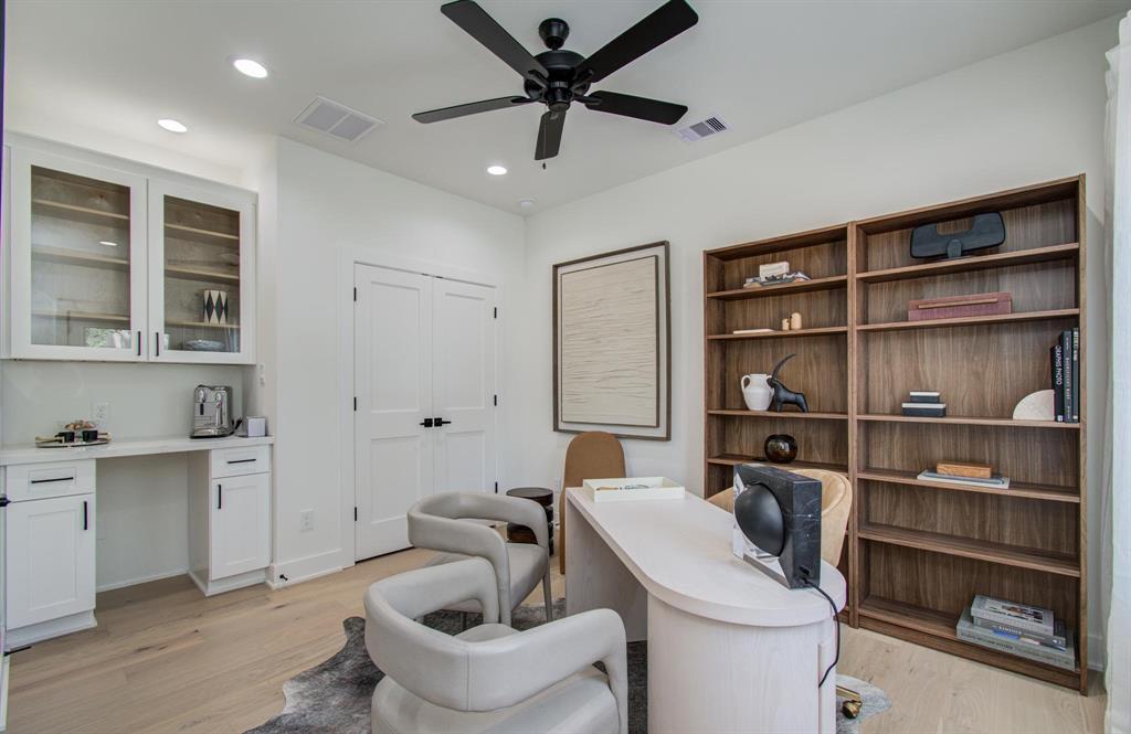 8704 Ojeman Villas Drive