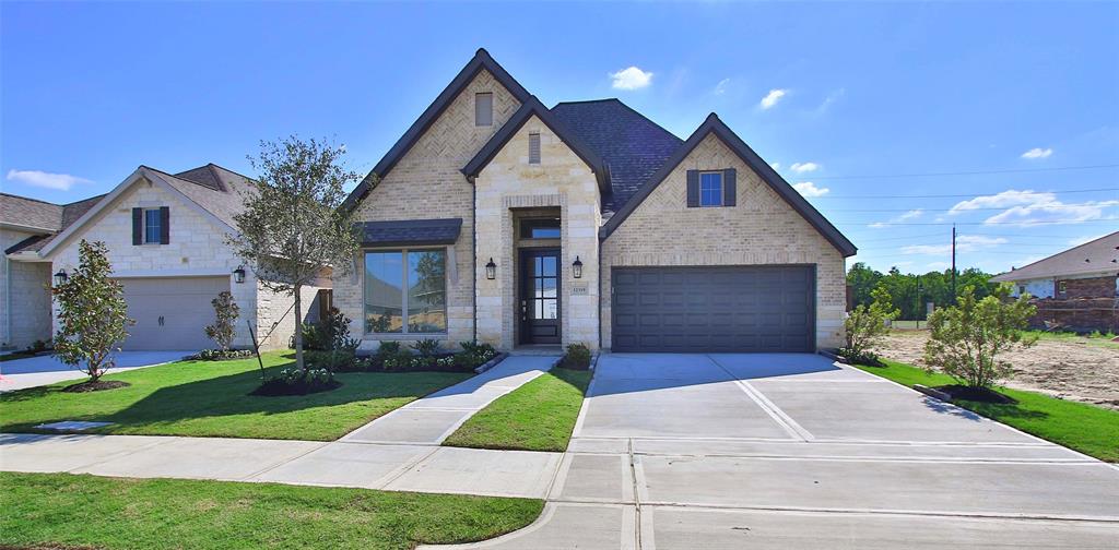 12319 Grassy Bend Drive, Mont Belvieu, Texas image 12