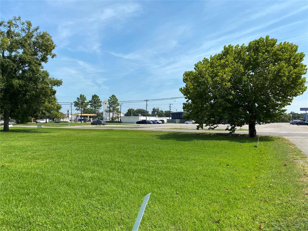 2423 44th Street, Dickinson, Texas image 5