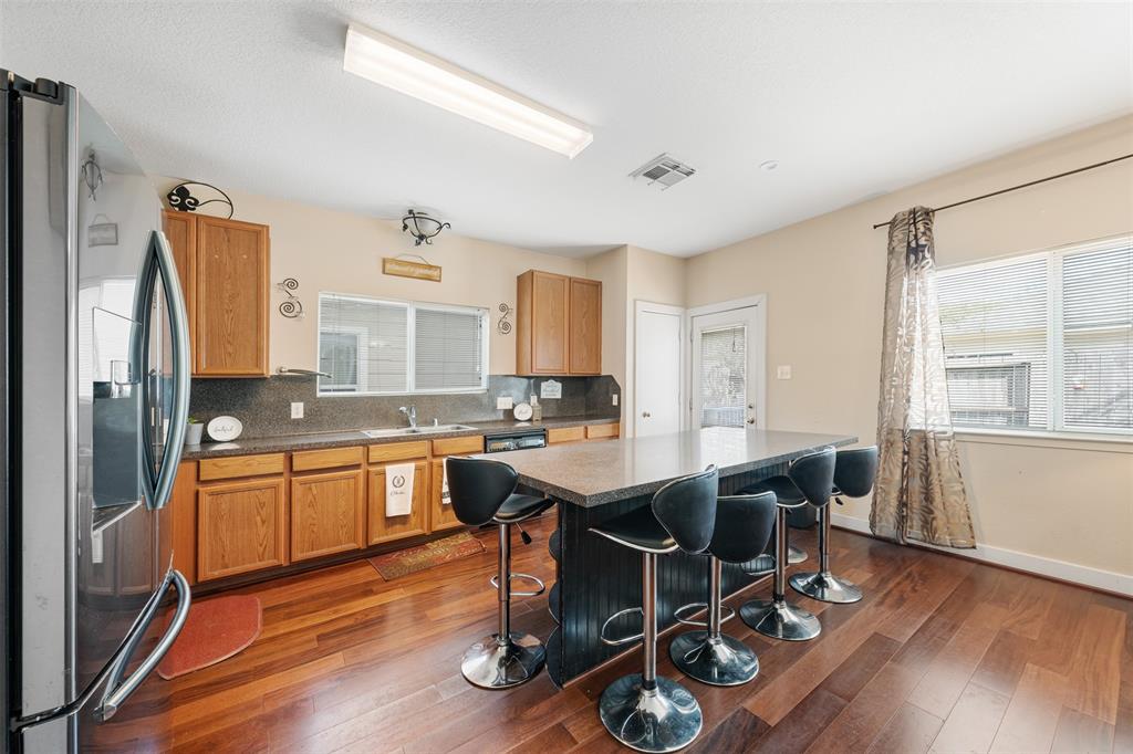 5734 Silver Oak, Missouri City, Texas image 3