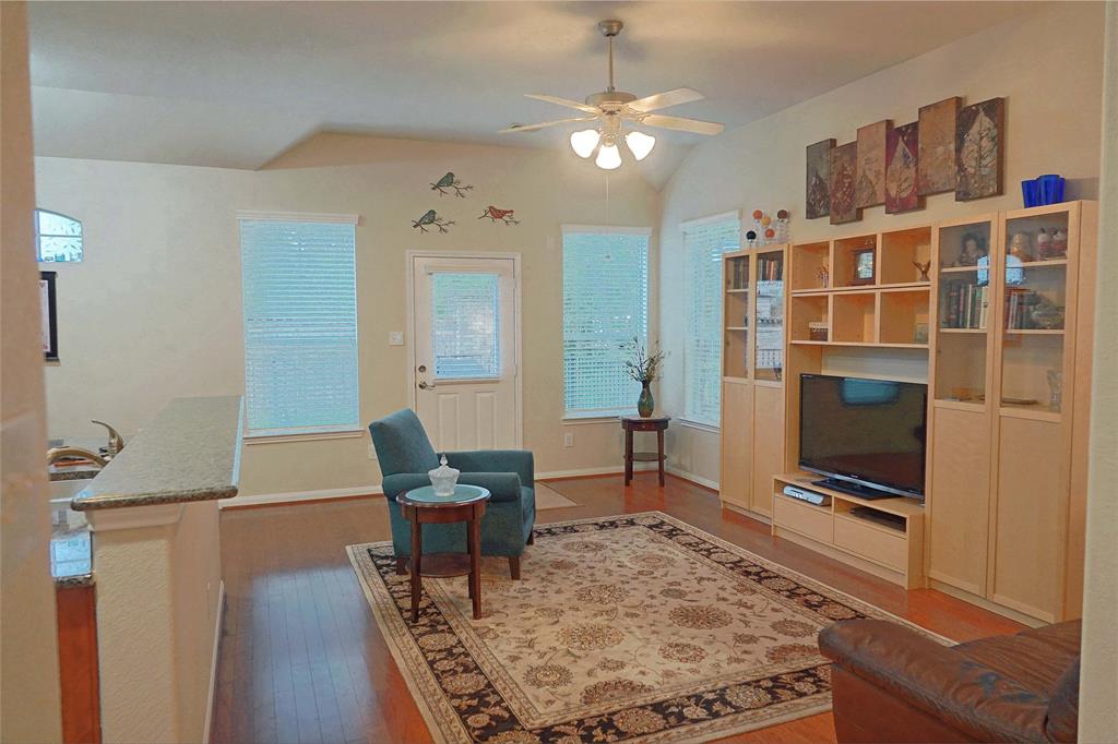 14106 Commons Cove Court, Humble, Texas image 4