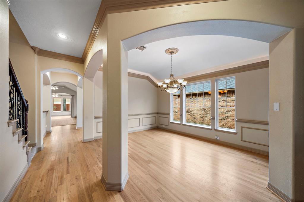 6823 Rosemont Park Lane
