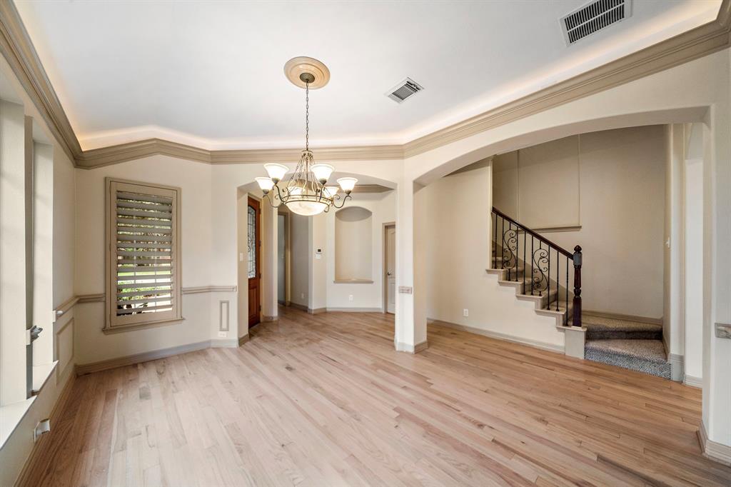 6823 Rosemont Park Lane
