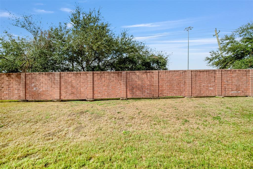 1022 Fairway Drive, La Porte, Texas image 22