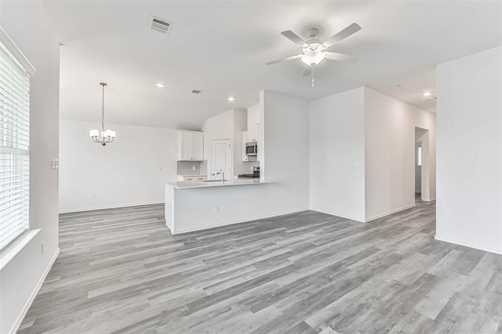 10310 Cabo Del Sol Drive, Cleveland, Texas image 5