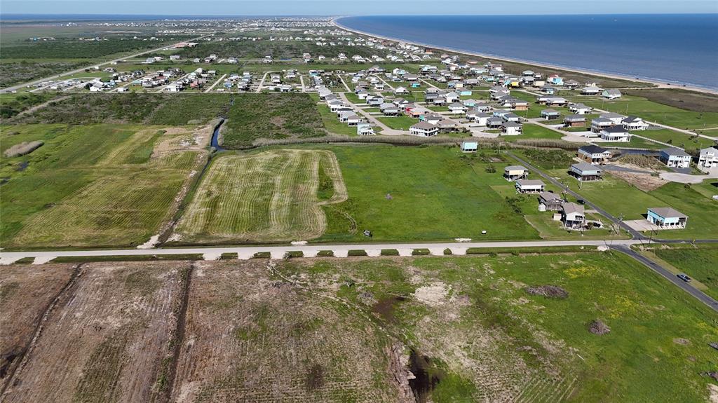 931 4th St, Port Bolivar, Texas image 10