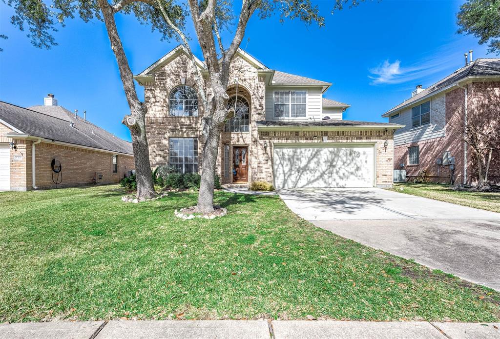 8305 Diamond Way Court, Pearland, Texas image 1