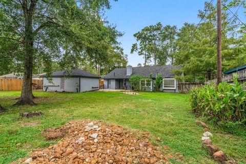 A home in Oak Ridge North