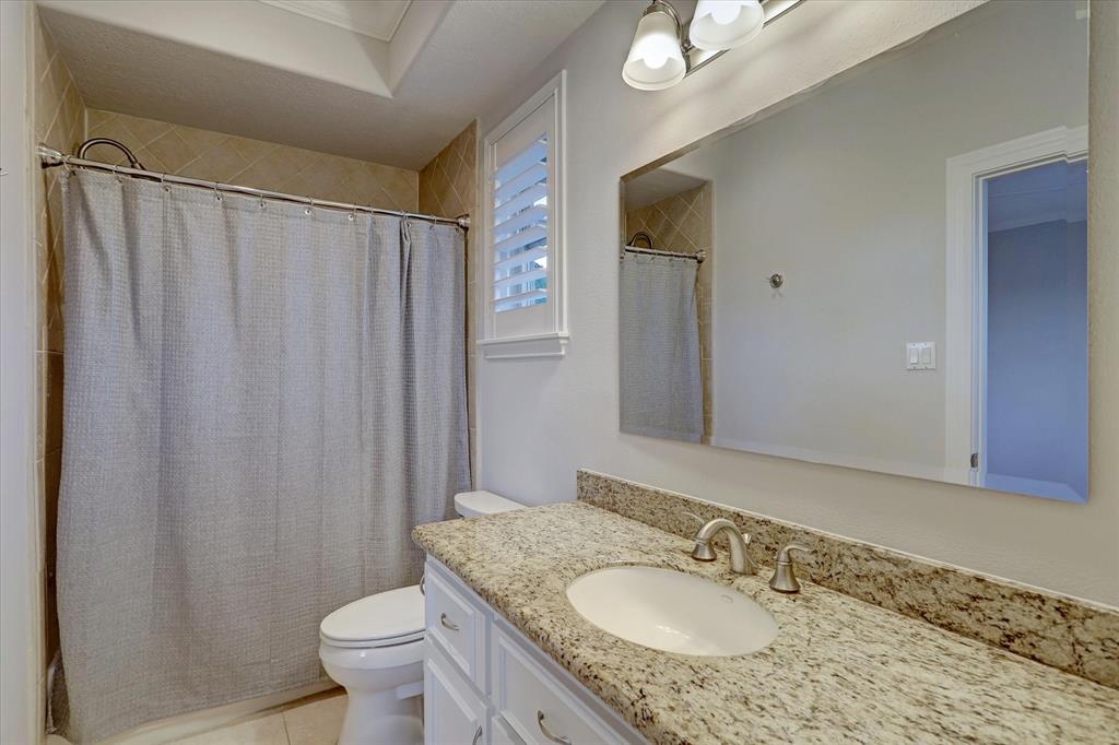 5915 Royal Point Court, Kingwood, Texas image 35