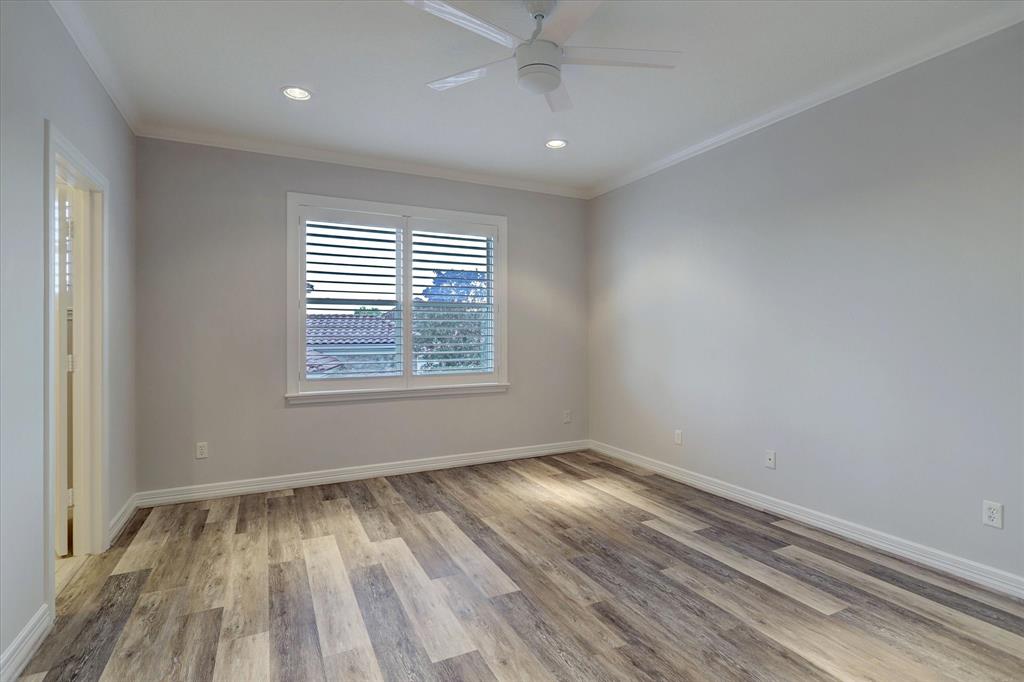 5915 Royal Point Court, Kingwood, Texas image 34