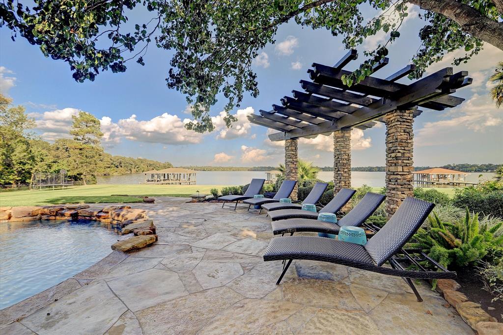 5915 Royal Point Court, Kingwood, Texas image 40