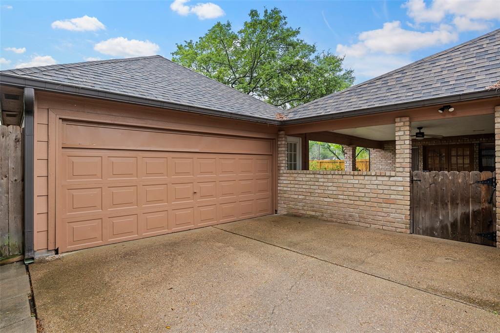 16811 Spring Creek Oaks Court, Spring, Texas image 36