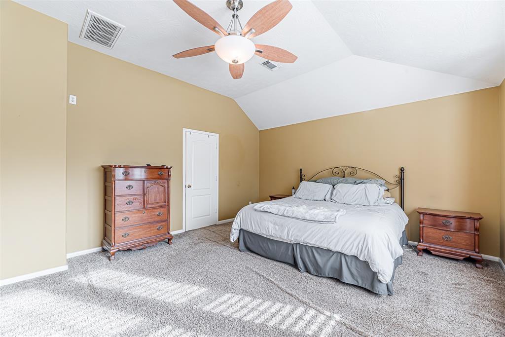 11906 Canyon Valley Drive, Tomball, Texas image 14