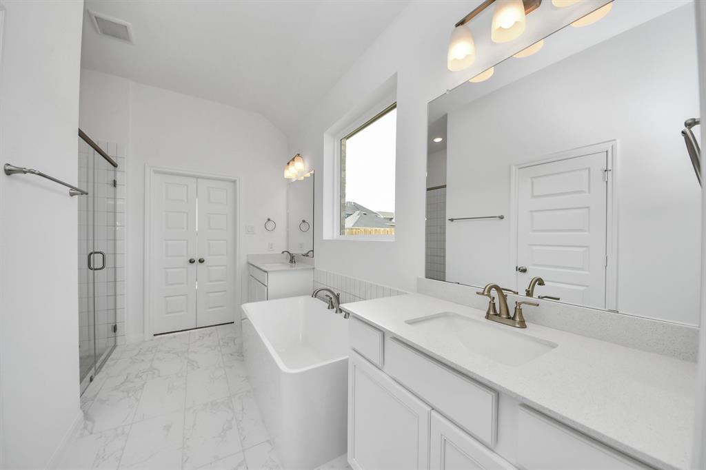 7711 Pale Petunia Trail, Katy, Texas image 26