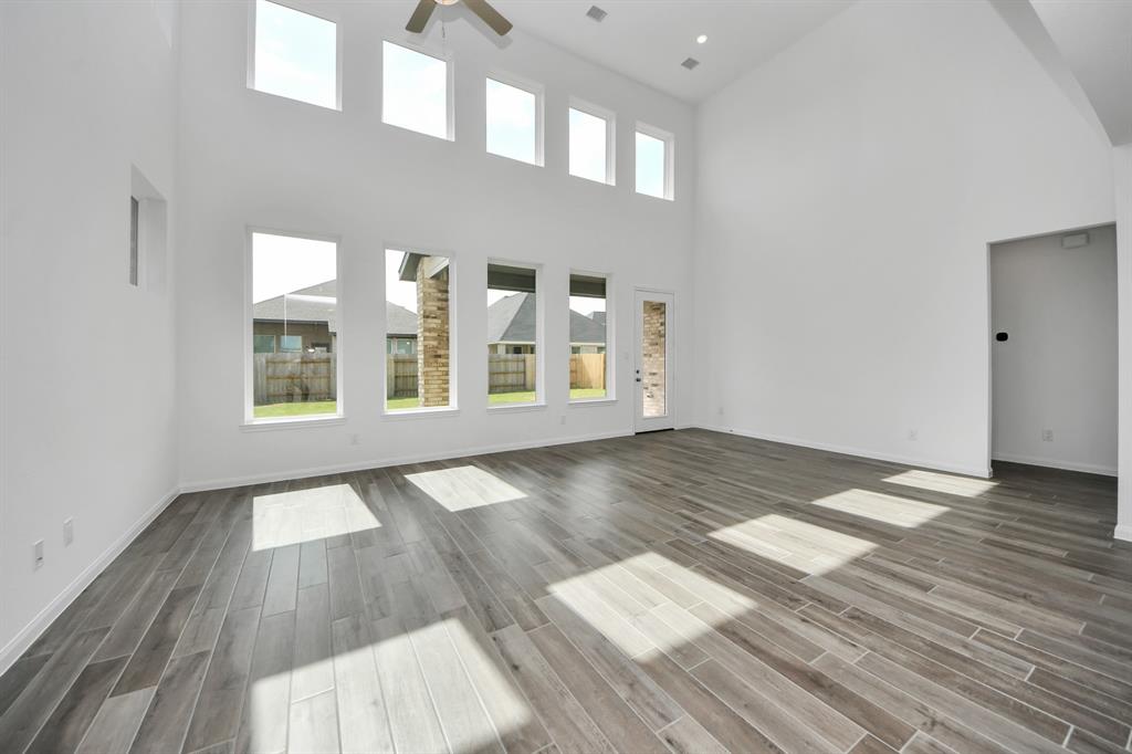 7711 Pale Petunia Trail, Katy, Texas image 20