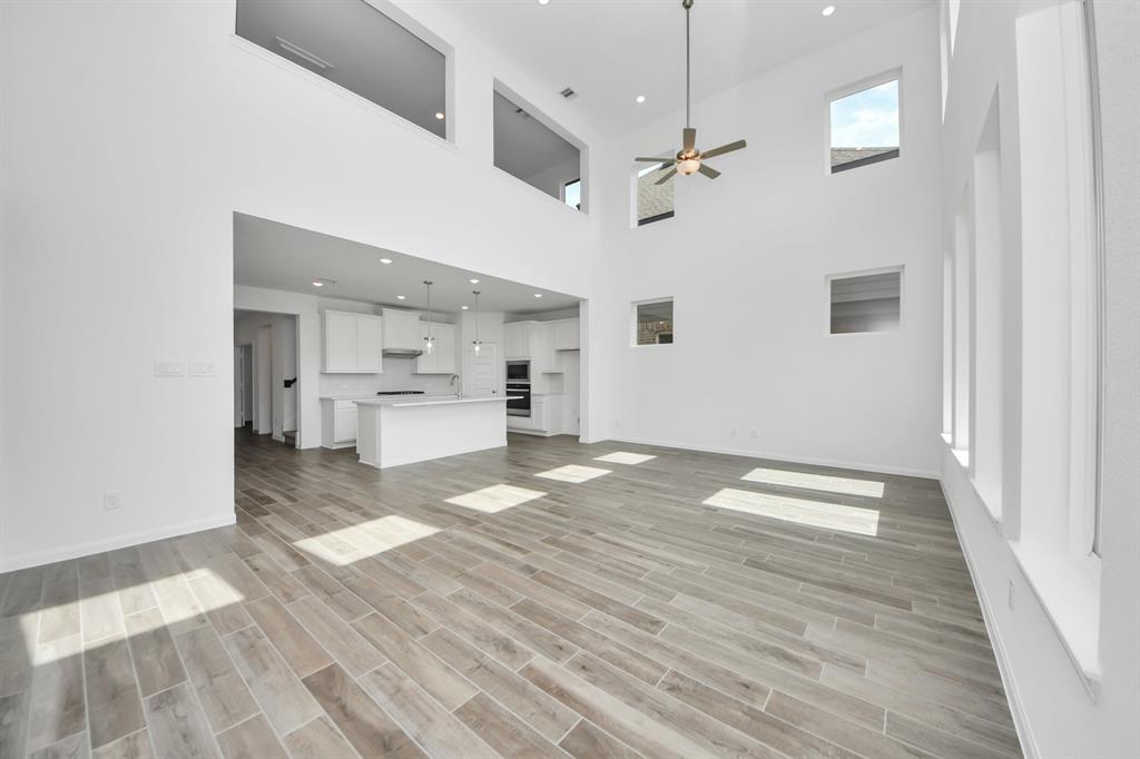 7711 Pale Petunia Trail, Katy, Texas image 17