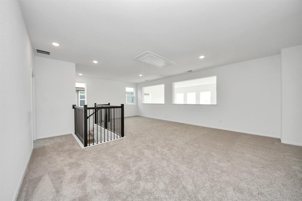 7711 Pale Petunia Trail, Katy, Texas image 29