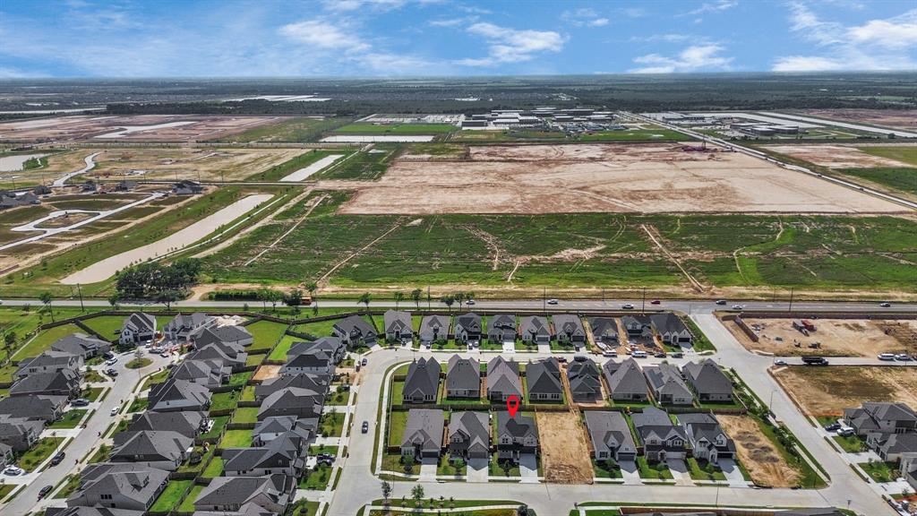 7711 Pale Petunia Trail, Katy, Texas image 37