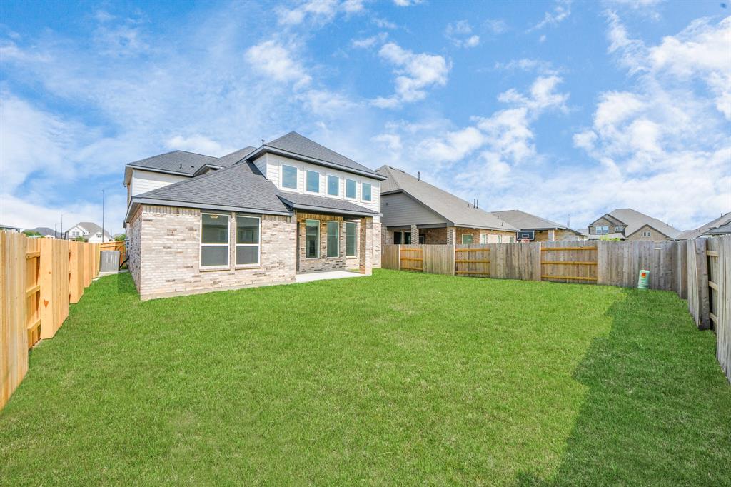 7711 Pale Petunia Trail, Katy, Texas image 35