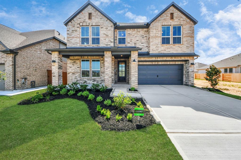 7711 Pale Petunia Trail, Katy, Texas image 1