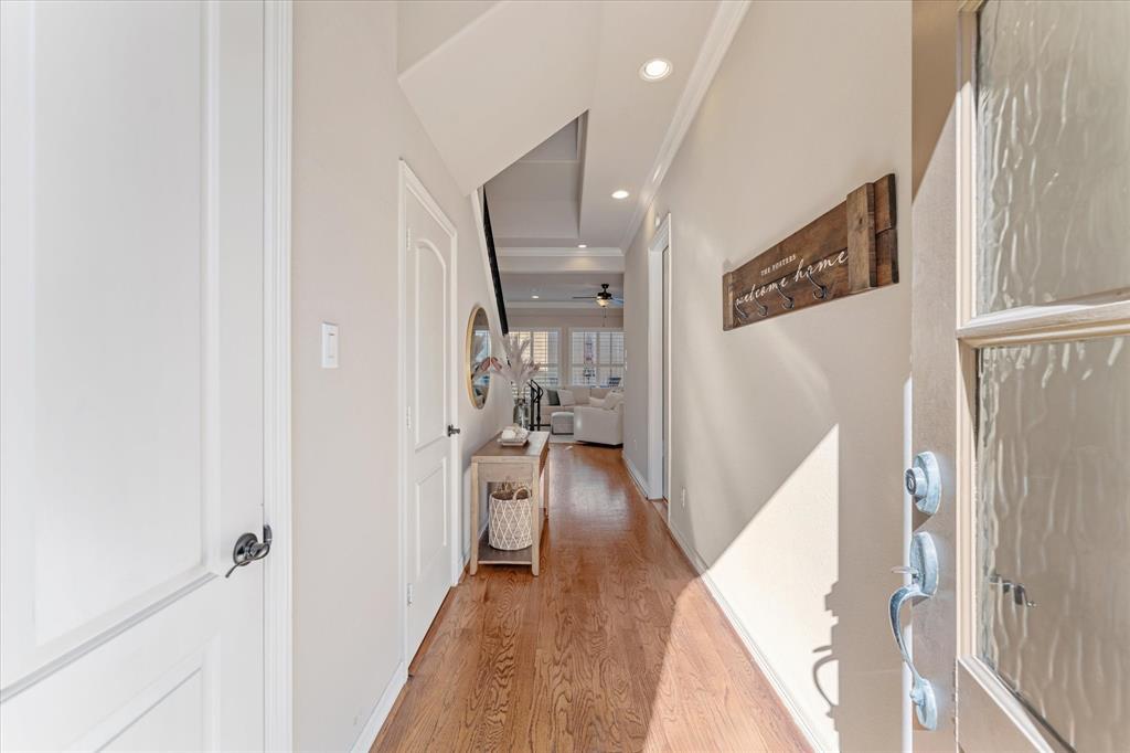 6706 Woodbend Park, Houston, Texas image 3