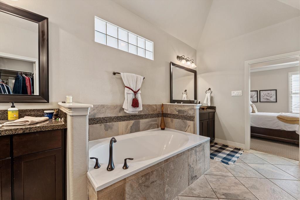 6706 Woodbend Park, Houston, Texas image 25