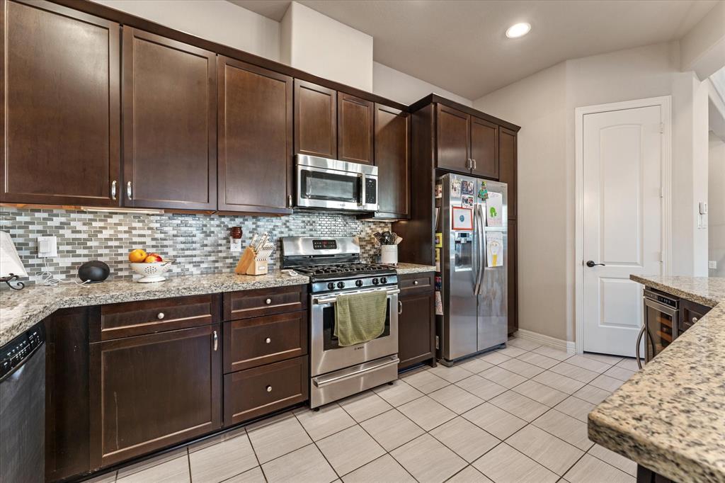6706 Woodbend Park, Houston, Texas image 16