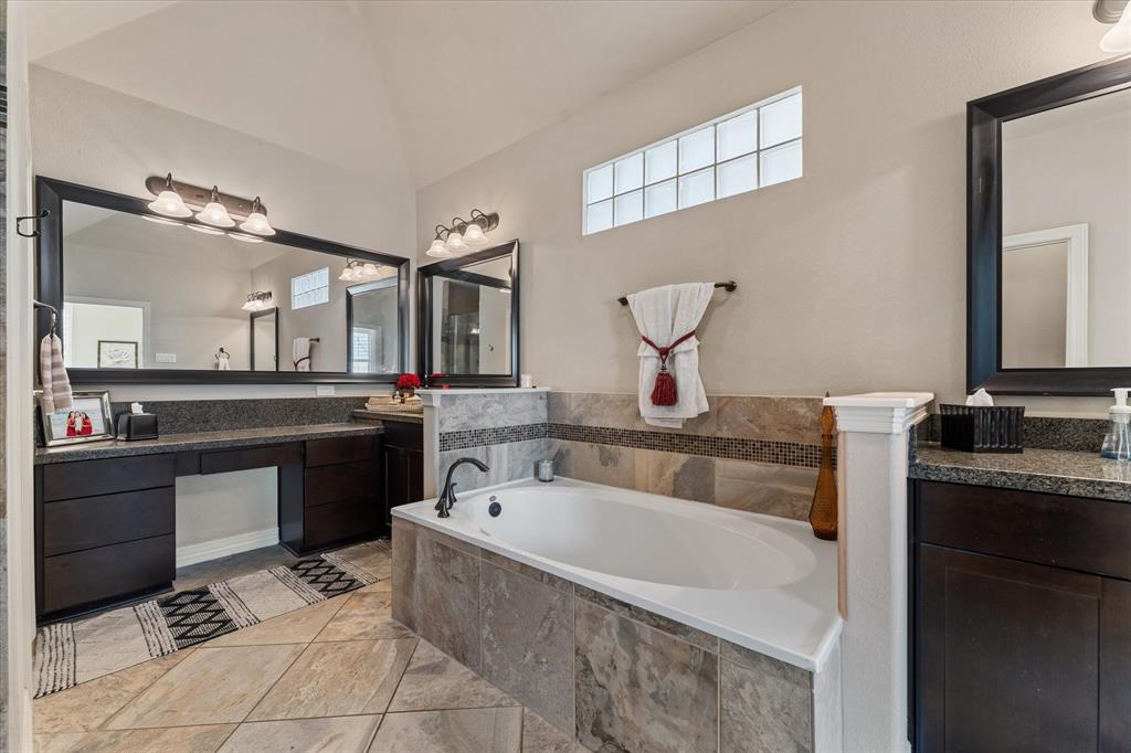 6706 Woodbend Park, Houston, Texas image 24