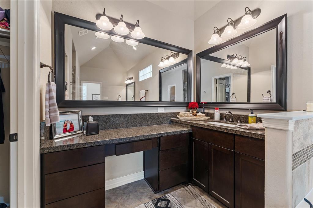 6706 Woodbend Park, Houston, Texas image 23