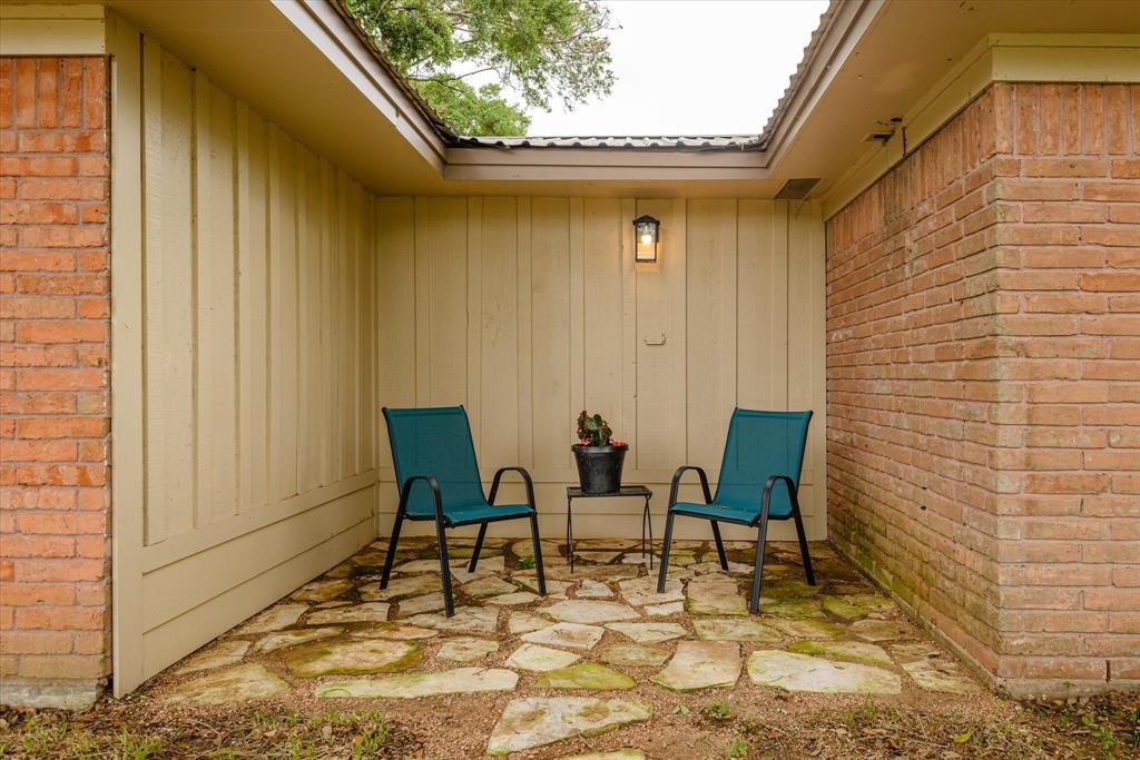 150 County Road 146, Alvin, Texas image 37