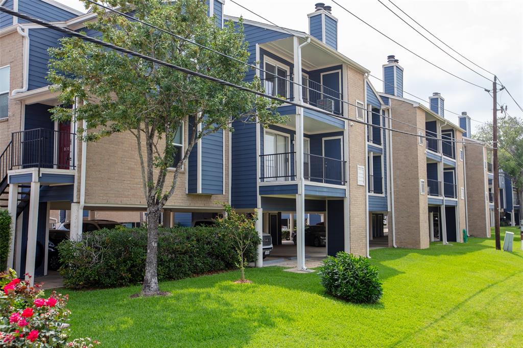 18515 Egret Bay Boulevard 803