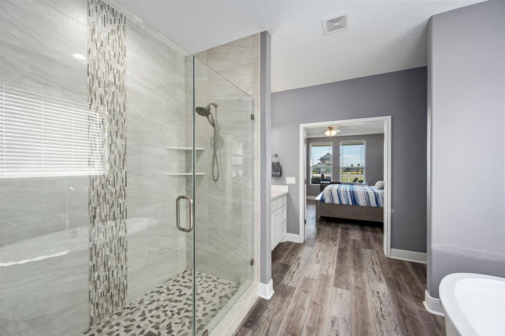 1816 Laguna Harbor Estate Boulevard, Port Bolivar, Texas image 23