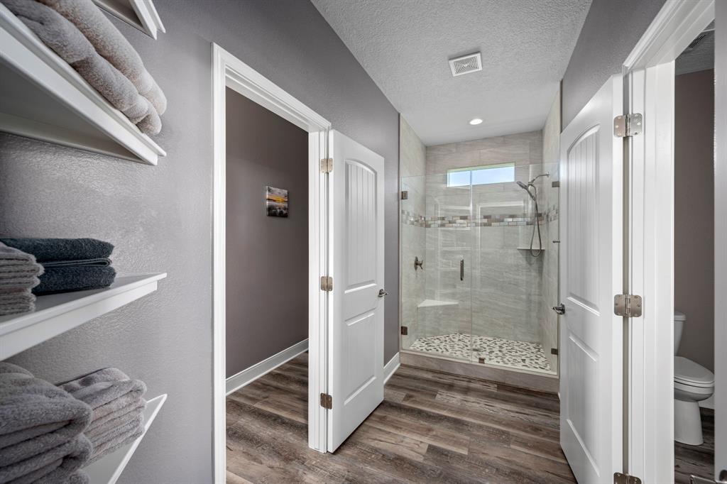 1816 Laguna Harbor Estate Boulevard, Port Bolivar, Texas image 25