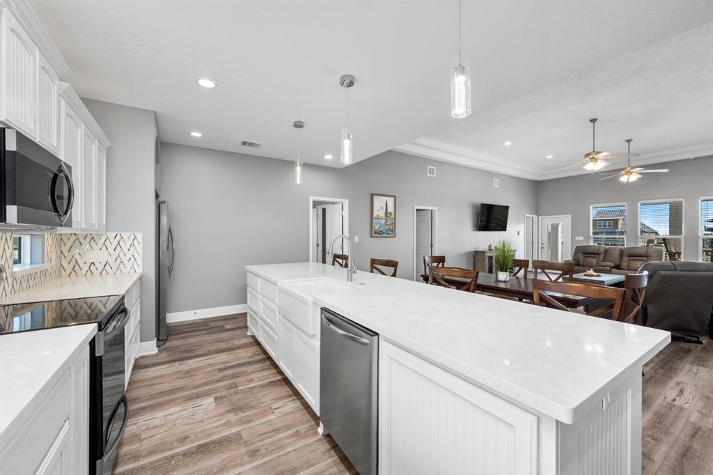1816 Laguna Harbor Estate Boulevard, Port Bolivar, Texas image 17
