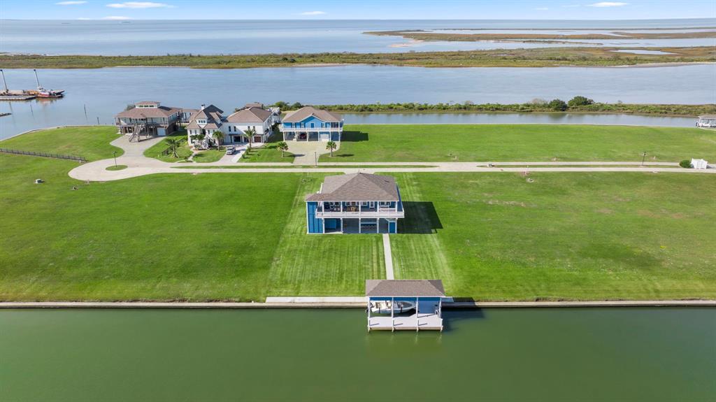 1816 Laguna Harbor Estate Boulevard, Port Bolivar, Texas image 6