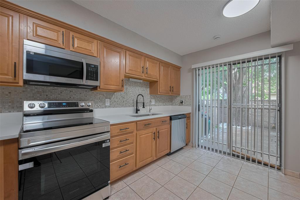 3224 Windchase Boulevard #495, Houston, Texas image 15