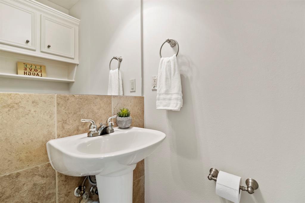 7506 Timber Point Court, Spring, Texas image 40
