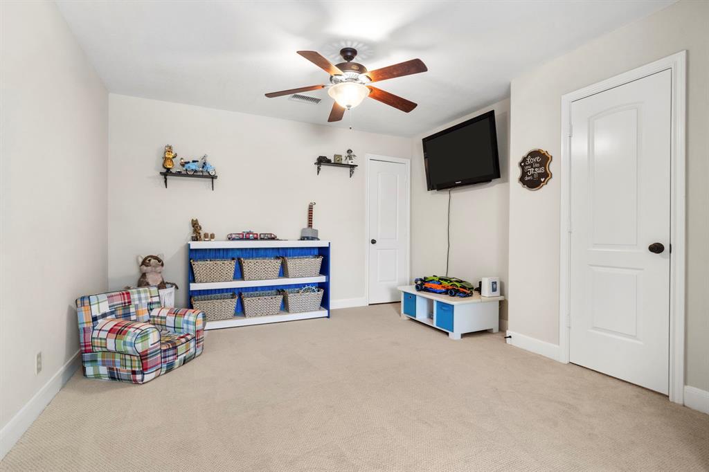 7506 Timber Point Court, Spring, Texas image 38