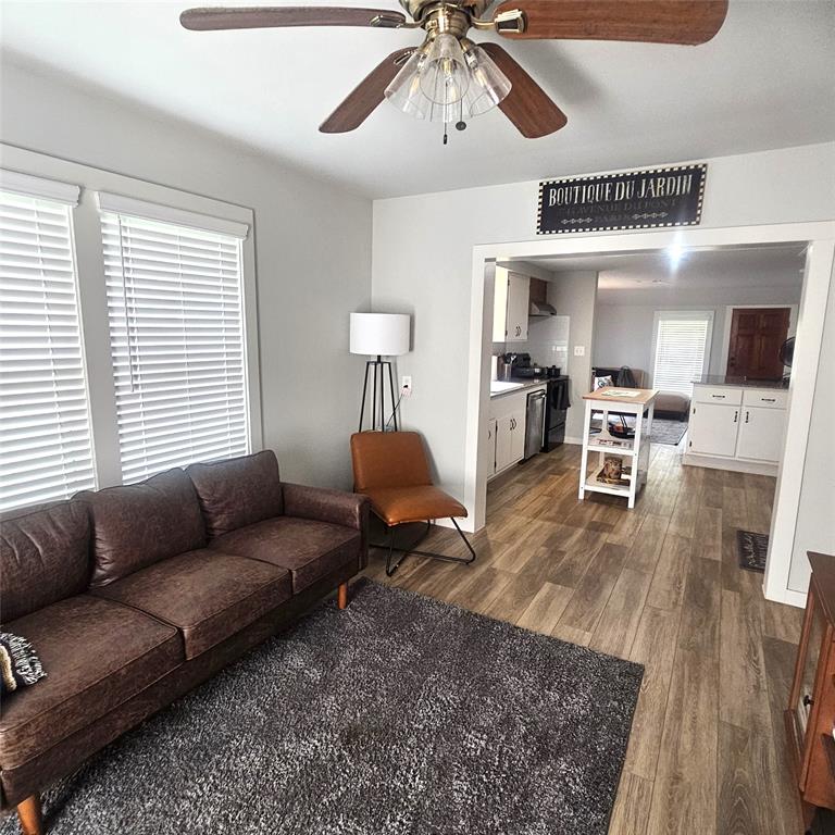 22116 Fairground Road, Hempstead, Texas image 2