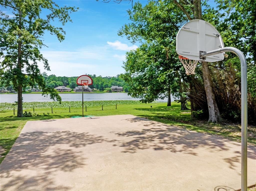 1441 Green Briar Drive, Huntsville, Texas image 38