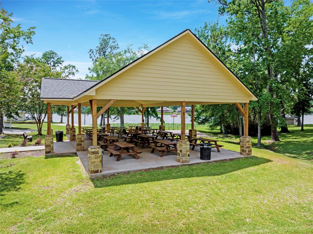 1441 Green Briar Drive, Huntsville, Texas image 37
