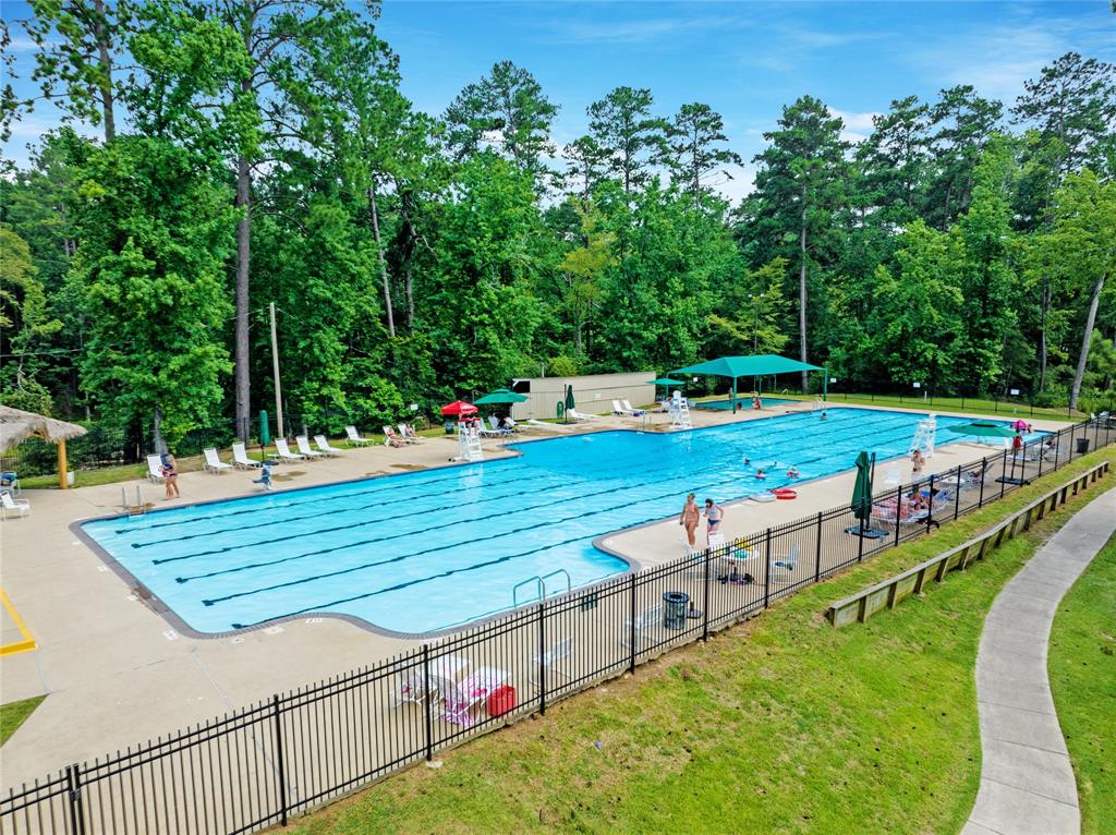 1441 Green Briar Drive, Huntsville, Texas image 31